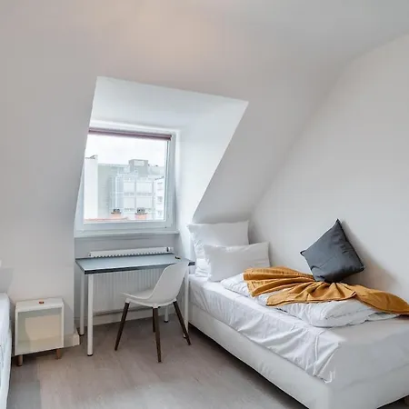 Apartment 2 Dachstudio Mit 4 Einzelbetten