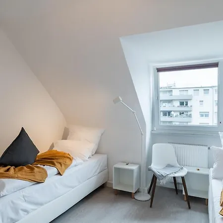 2 Dachstudio Mit 4 Einzelbetten * Pforzheim