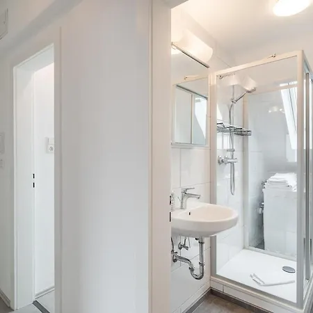 2 Dachstudio Mit 4 Einzelbetten