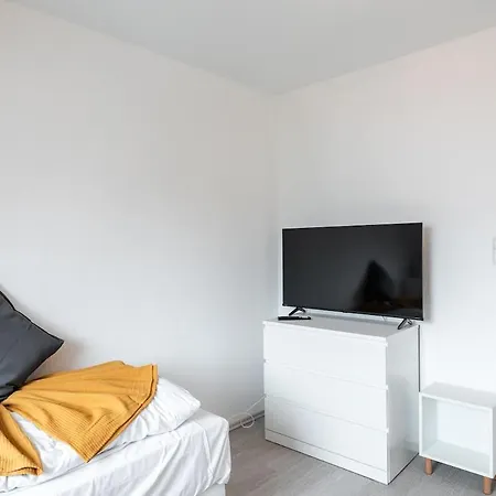 2 Dachstudio Mit 4 Einzelbetten Pforzheim