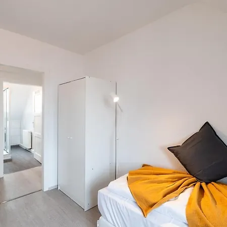 2 Dachstudio Mit 4 Einzelbetten * Pforzheim