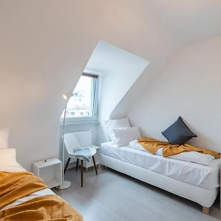 2 Dachstudio Mit 4 Einzelbetten Apartment Pforzheim